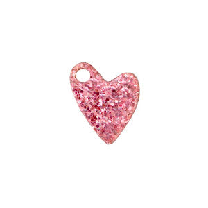 Klein bedeltje van een roze glitter hartje. Ideaal hangertje voor aan een bedelketting of armband.