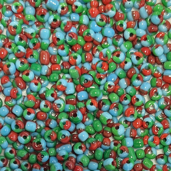 Blauw groen rood gestreepte rocailles kralen om zelf sieraden mee te maken
