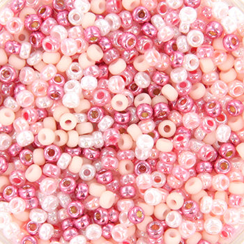 Prachtige candy roze miyuki rocailles 11/0 mix in zakjes van 5 gram. Roze en parelmoer. Deze kleine kralen zijn ideaal om fijne armbandjes of kettingen mee te maken. 