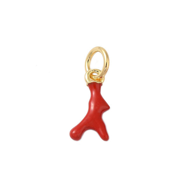 Te cute dit kleine gouden bedeltje van een rood koraal takje. Ideaal voor aan jouw bedelarmband, bedelketting of oorbel.