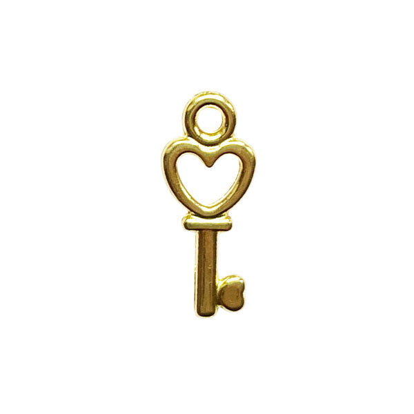 Gouden bedel van een sleuteltje. Ideaal voor aan een bedelketting of armband.