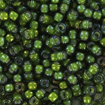 Miyuki rocailles 8/0 kralen in de kleur Groen Chartreuse. Zelf sieraden maken wordt nu nog mooier en leuker.